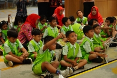 Anak - Anak Sedang Mengikuti Kegiatan Edukaatif.