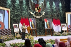 Gubernur DKI Jakarta Pramono Anung memberikan sambutan