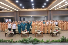 Foto Bersama Setelah Selasai Acara Serah Terima Jabatan Ketua, DWP Kota Administrasi Jakarta Selatan . 