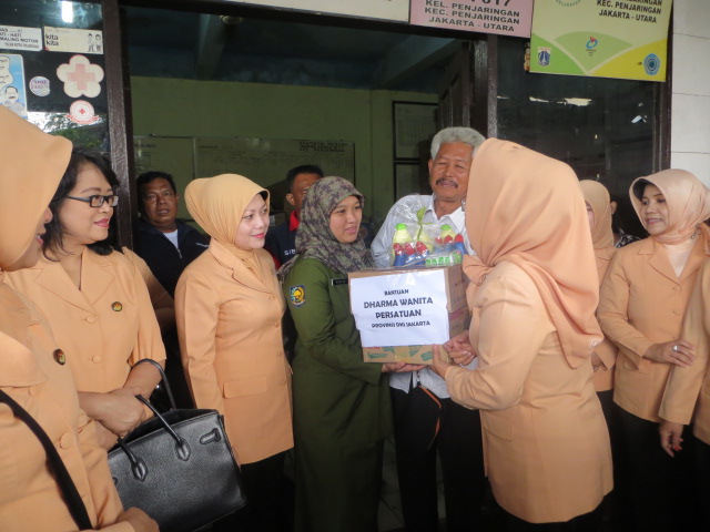 Galeri Foto : Bakti Sosial Pasca Banjir