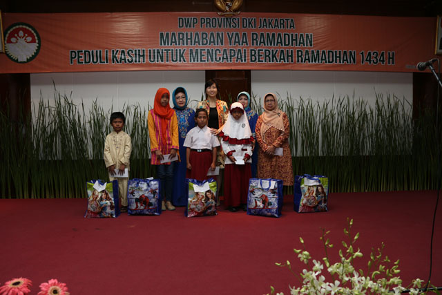 Galeri Foto : Santunan Ramadhan 1434 H