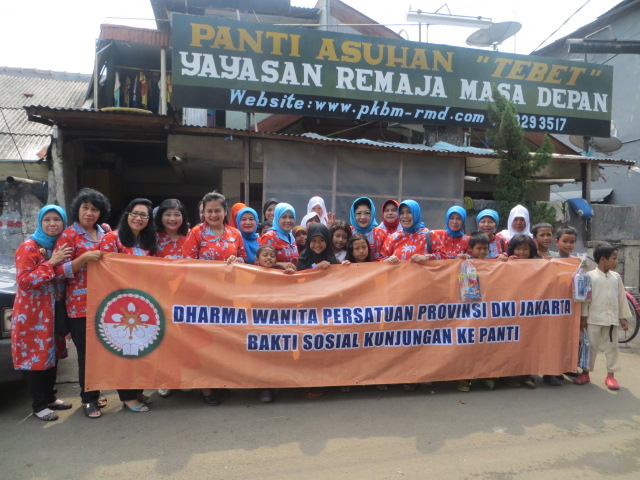 Galeri Foto : Kunjungan Baksos ke Panti