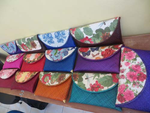 Pelatihan De’coupage