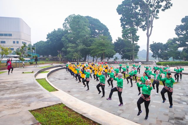 Silaturahmi dan Berolahraga bersama DWP Dispora