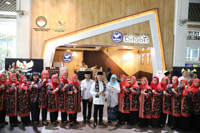 Pembukaan Cafe Difabis DWP DKI